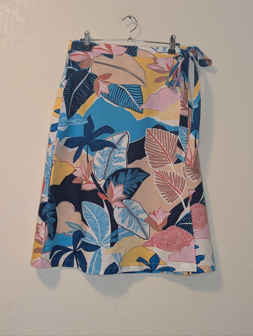Tori Richard A New Day Print Wrap Skirt in Blue, Pink & Yellow